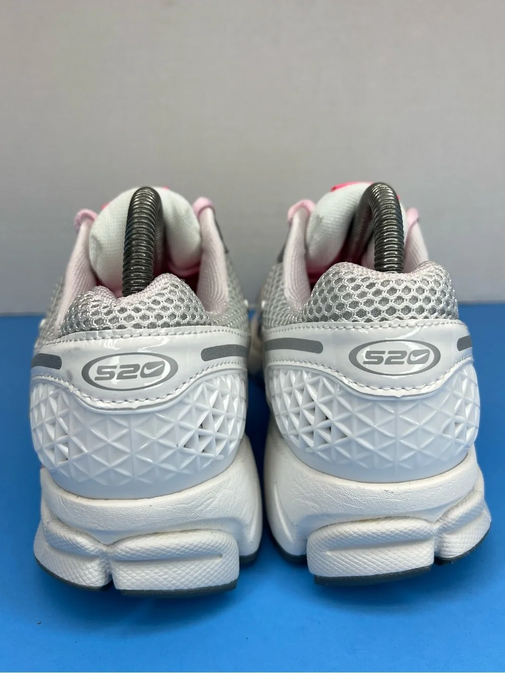 Nike Vomero 5 “520” Pack Womens Sz 8 FN3695-001 New without Box - Photon Dust - Picture 6 of 15